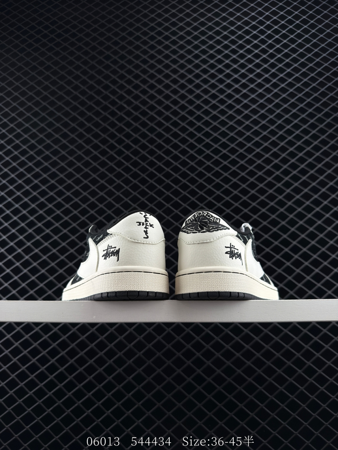 Nike Air Jordan 1 x Travis Scott AJ1